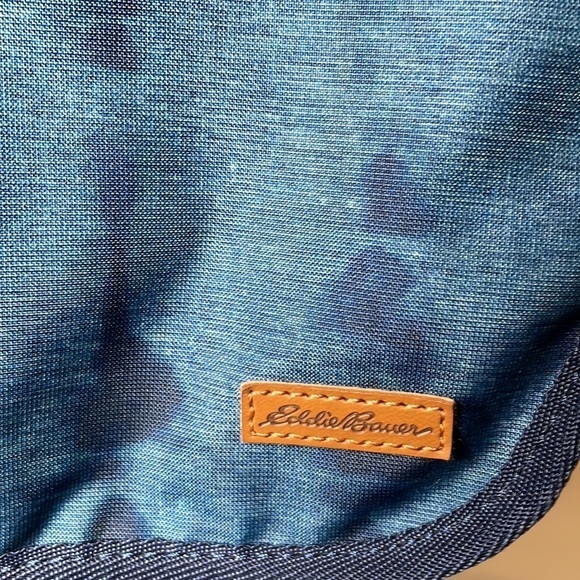 EDDIE Bauer Crossbody Travel Bag - Picture 10 of 10